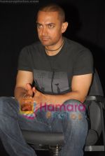 Aamir Khan at Grand Finale of the 10th Osian_s Cinefan Film Festival in Mumbai, NCPA on June 14th 2008 (7).JPG