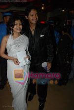 Shreyas Talpade with wife at the premiere of Sanai Chaughde in PVR on 20th June 2008(3).JPG