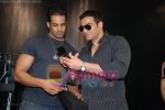 Arbaaz Khan, Upen Patel at the launch of Porsche first mobile phone in Kemps Corner on June 27th 2008(5).JPG