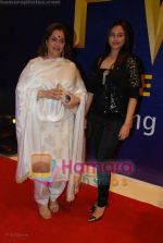 Poonam Sinha with daughter at Jaane Tu Ya Jaane Na Movie Premiere on July 4th 2008(13).JPG