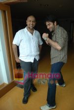 Vishal Dadlani, Shekhar Ravjiani at Bachna Ae Hasseno Music Preview at Yash Raj Studios on July 5th 2008 (10).JPG