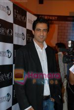 Sanjay Suri at the press meet of an upcoming movie Firaaq in Joss, Mumbai on July 8th 2008(37).JPG