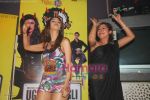 Mallika Sherawat, Hard Kaur at the _Talli Night_ promotional event of Ugly aur Pagli in Poison on 18th July 2008(7).jpg