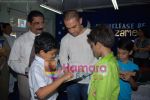 Aamir Khan, Darsheel Safary at Tare Zameen Par DVD Launch in Darsheel_s School on July 25th 2008(14).JPG