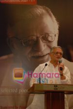 Gulzar at Selective poems book launch by Gulzar in ITC Grand Maratha on July 26th 2008(10).JPG