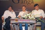 Aamir Kahn at Ganga � A Divinity in Flow Book Launch in Salcette 1 & 2 Taj Lands End, Bandra on July 28th 2008(14).JPG