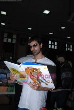 Ashmit Patel at the launch of book fair in Churchgate on July 31st 2008 (6).JPG