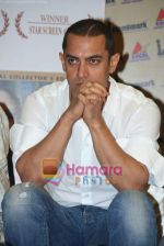 Aamir Khan at film Amu press meet in Landmark on August 9th 2008 (16).JPG