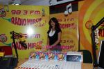 Mallika Sherawat at Radio Mirchi in Lower Parel on August 18th 2008 (15).JPG