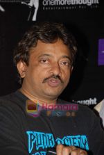 Ram Gopal Varma at Phoonk film 5 lakhs contest in Fame Malad on August 21st 2008 (4).JPG