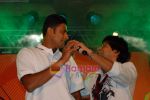 Singer KK performs with Anil Kumble at INS Vyasa Anniversary bash in JW Marriott on August 22nd 2008 (6).JPG