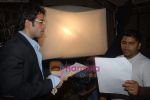 Tusshar Kapoor on the sets of Tv serial Kasam Se in Klicj Nixon on August 22nd 2008 (13).JPG