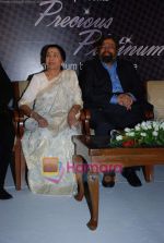 Asha Bhosle_s 75th Birthday celebrations in Taj Land;s End on 8th September 2008 (15).JPG