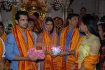 Arjan Bajwa, Priyanka Chopra, Mugdha Godse and Fashion star cast visit Siddhivinayak temple on 11th September 2008 (15).JPG