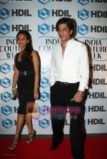 Shahrukh Khan, Gauri Khan at HDIL Couture week bash in Grand Haytt on 17th September 2008 (57).JPG