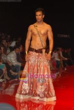 at JJ Valaya Fall Winter collection of 2008-2009 at HDIL Couture Week on 17th September 2008 (58).JPG