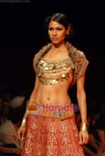 at JJ Valaya Fall Winter collection of 2008-2009 at HDIL Couture Week on 17th September 2008 (67).JPG