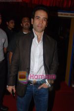 Tusshar Kapoor at  Manish Malhotra Show at HDIL Couture Week on 21st September 2008 (4).JPG