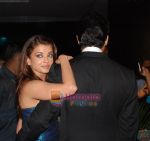 Abhishek Bachchan, Aishwarya Rai at Drona Premiere on 1st october 2008 (2).jpg