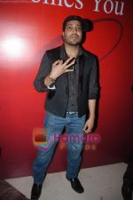 Mika Singh at the launch of new energy drink Cloud 9 in JW Marriott on 8th October 2008 (3).JPG