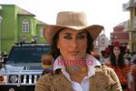 Kareena Kapoor in the Still from movie Golmaal Returns (10).jpg