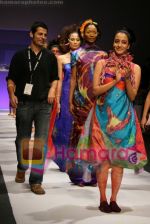 Raima Sen walk the ramp for Jason Anshu show at Delhi Fashion Week in Emporio, Delhi (2).JPG