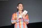 Aamir Khan at the first look of Ghajni at PVR on 27th October 2008 (17).JPG
