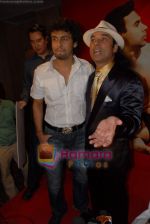 Sonu Nigam at the Launch of Hot Yoga by Bikram Chaoudhary in BJN on 27th October 2008 (2).JPG