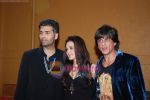 Shahrukh Khan, Karan Johar, Preity Zinta at Lil Star Awards in  Yashraj Studios on 2nd November 2008 (5).JPG