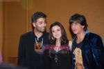 Shahrukh Khan, Karan Johar, Preity Zinta at Lil Star Awards in  Yashraj Studios on 2nd November 2008 (7).JPG