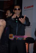 Salman Khan at Ramnath Goenka Indian Express photo award in Express Towers on 14th November 2008 (20).JPG