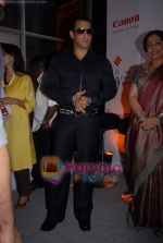 Salman Khan, Kirron Kher at Ramnath Goenka Indian Express photo award in Express Towers on 14th November 2008 (6).JPG