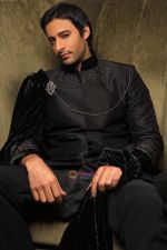 Zulfi Sayed at Anjalee & Arjun Kapoor collection 01 (Large).jpg