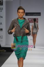 Models showcasing designs of Namrata Joshpuria during Wills Fashion Week on Oct 16, 2008 (13).JPG