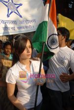 Dia Mirza at Lok Satta Andolan march in Gateway Of India on 6th December 2008 (6).JPG