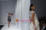 Model walk the ramp for Rajesh Pratap Singh at Wills Fashion Week (4).JPG