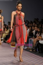 Model walk the ramp for Ranna Gill at Wills Fashion Week (21).JPG