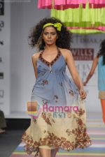 Model walk the ramp for Rina Dhaka at Wills Fashion Week (17).JPG