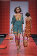 Model walk the ramp for Ritu Kumar at Wills Fashion Week (25).JPG