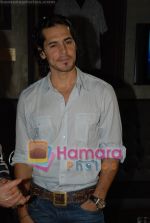 Dino Morea at the launch of Gladrags Swimsuit Calendar 2008-1(56).JPG