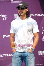 Dino Morea at the launch of Puma_s new collection in Vie Lounge on 11th December 2008 (3).JPG