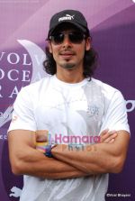 Dino Morea at the launch of Puma_s new collection in Vie Lounge on 11th December 2008 (34)~0.JPG
