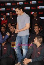 Aamir Khan at Ghajini hair style competition in IMAX on 15th December 2008 (15).JPG