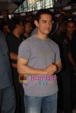 Aamir Khan at Ghajini hair style competition in IMAX on 15th December 2008 (8).JPG