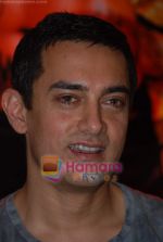 Aamir Khans six pack secret in Ghajini revealed with trainer Satya in Barbarian Gym on 14th December 2008 (60).JPG