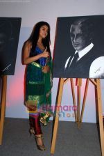 Asin Thottumkal at INOX where paintings by Salman Khan for Ghajni were unveiled in INOX, Nariman Point on 23rd December 2008 (23).JPG