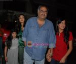 Boney Kapoor, Sridevi with Kids at ghajini special screening on 23rd December 2008 (2).jpg