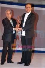 Ramesh Sippy, Ashutosh Gowarikar at the V Shantaram Award Ceremony in JW Marriott on 26th Dec 2008 (23).JPG
