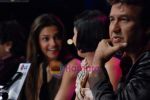 Deepika Padukone, Sonali Bendre, Anu Malik on the sets of Indian Idol 4 on 3rd Jan 2009 (2).JPG
