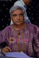 Javed Akhtar on the sets of Indian Idol 4 on 3rd Jan 2009 (44).JPG